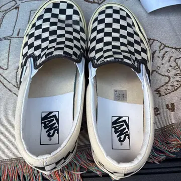 VANS 체크 무늬 슬립온 신발 9