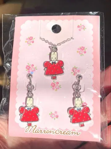 산리오 마론 크림 목걸이와 귀찌