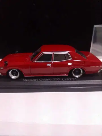 일본산 명차 1/43 세드릭 330 로다운 딥림 커스텀 미니카 아셰트