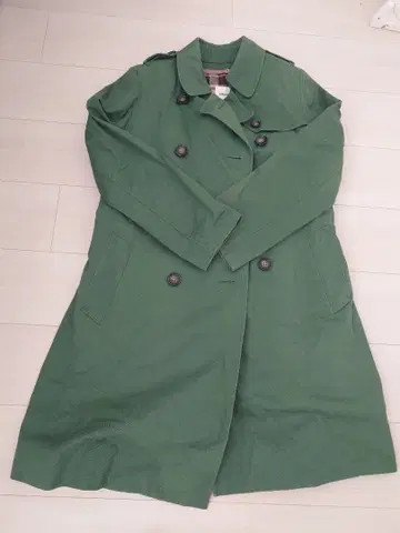 niko and - 이너 포함 그린 트렌치코트