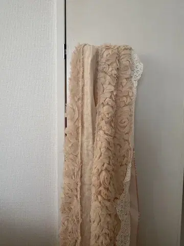 GRACE CONTINENTAL 플라워 모티브 스톨