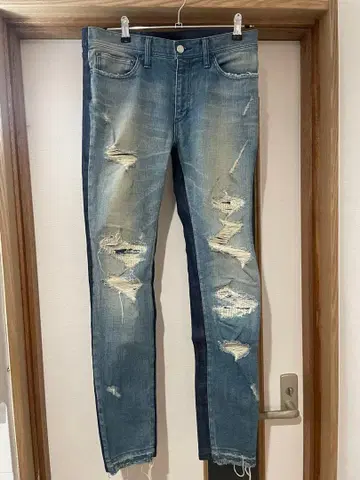 페노메논 스키니 데님 데미지 앞뒤 2톤