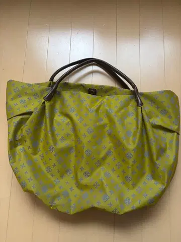 russet 옐로우 그린 토트백 단종품