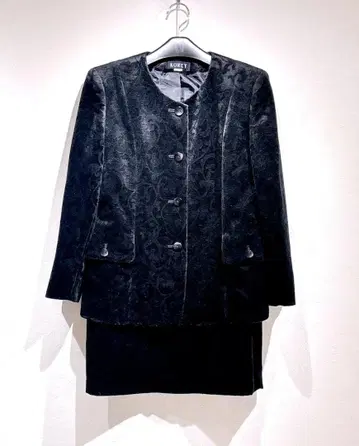 블랙 벨벳풍 정장 세트