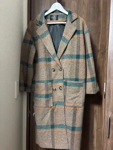 체크 무늬 코트 Meridian