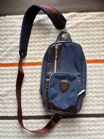 TAKEO KIKUCHI 슬링백 네이비 키쿠치 타케오