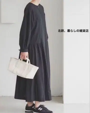 북유럽, 생활 잡화점 연중 입고 싶은 사이드 개더 원피스 블랙