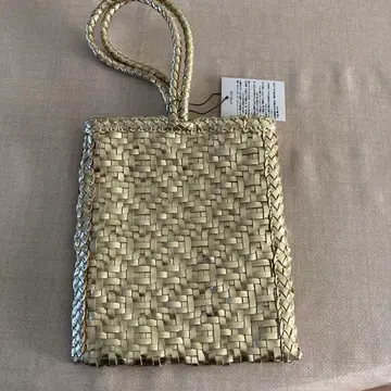 골드 뜨개질 토트백