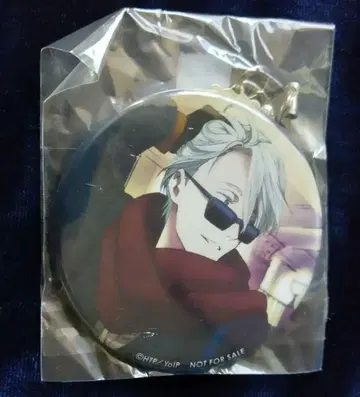 유리!!! on ICE 예약 특전 빅토르 캔 스트랩