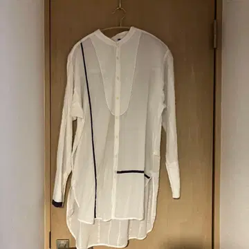 파드칼레 화이트 블라우스 튜닉