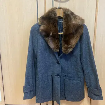 그레이 헤링본 퍼 옷깃 자켓