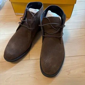 브라운 스웨이드 부츠 REGAL