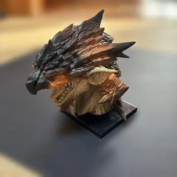 리오레우스 몬스터 헌터 피규어 약 15cm