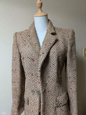 FERRE 페레 베이지 헤링본 테일러드 자켓 특별 할인 중