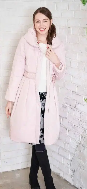 갤러리 비스콘티 다운 자켓 택 포함 새상품 사이즈 2