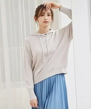 새상품급 쿠미쿄쿠 텐셀 울 니트 후드티