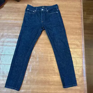 컨디션 최상 A.P.C. PETIT NEW STANDARD 30인치