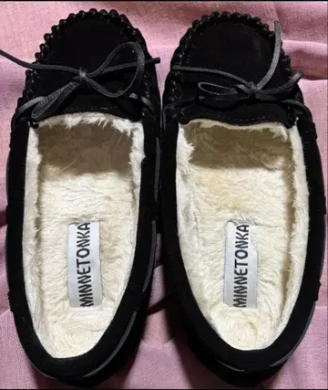 미네통카 보아 모카신 사이즈 5 블랙