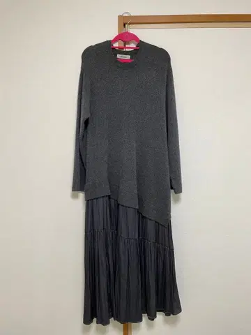 COCODEAL 새틴 레이어드 아지메 니트 원피스