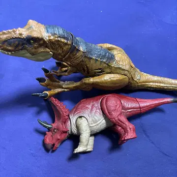 마텔 쥬라기 월드 2체