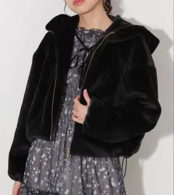 질 바이 질 스튜어트 인조 모피 후디