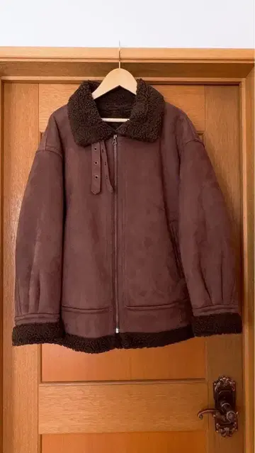 LOWRYSFARM 무스탕 코트 브라운