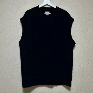 uniform experiment V NECK SWEAT VEST