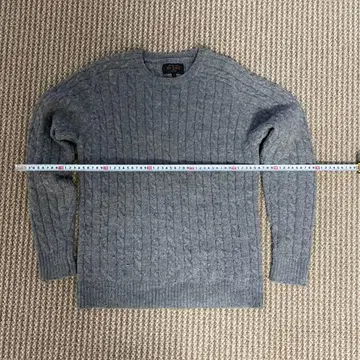 그레이 케이블 니트 스웨터 M 사이즈