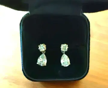 새상품급 폭시 FOXEY 고급스럽게 흔들리는 귀걸이