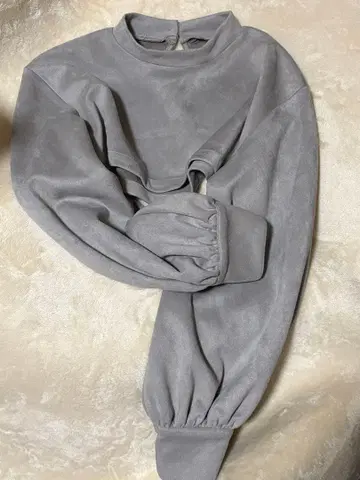 HARE 그레이 벌룬 소매 트레이닝복