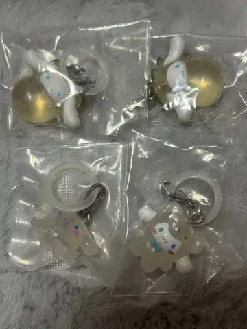 시나모롤 (시나몬) 캡슐 토이 메지루시 액세서리 4개 세트