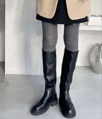 [ 미사용 새상품 ] LE TALON 몰드 트랙 밑창 롱 부츠 S