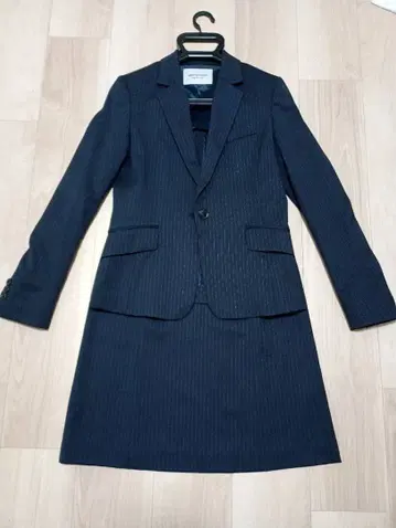 네이비 스트라이프 스커트 수트 유나이티드 애로우즈