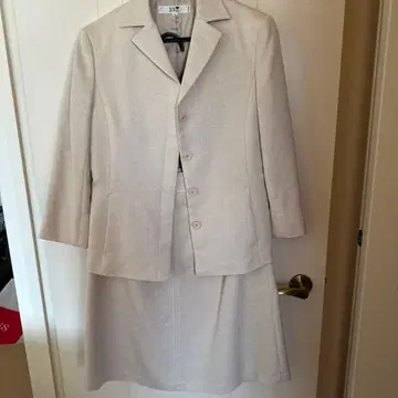 베이지 정장 세트 38 사이즈 스커트 36 사이즈