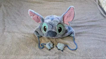 스티치 귀 달린 플리스 모자