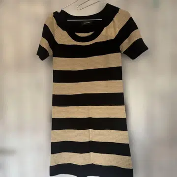 GRANDTABLE 보더 니트 원피스