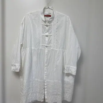 TORI-TO BEAMS BOY 자수 화이트 셔츠