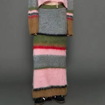 멀티 보더 타이트 스커트