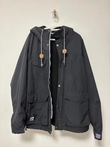 CHUMS 참스 아우터 블랙