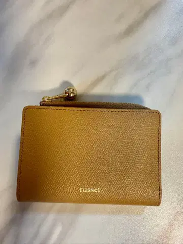 russet 브라운 접이식 지갑