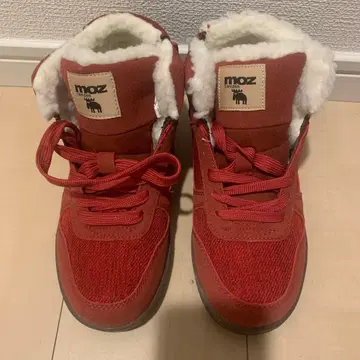 [ 새상품 ] moz 레드 하이컷 스니커즈 23.5cm