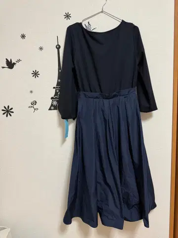 네이비 긴팔 플레어 원피스