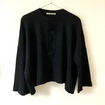 45rpm 버튼 포함 풀오버 차콜 그레이