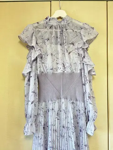 snidel 꽃무늬 긴팔 원피스