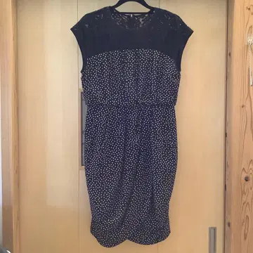 FLICKA 네이비 도트 무늬 반팔 원피스