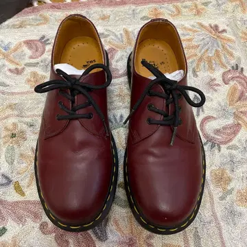 닥터 마틴 버건디 레이스업 슈즈 6 USM