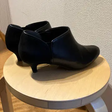 Menue 블랙 부티 절개 3L