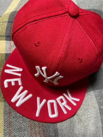 NEW YORK 9FIFTY 캡 레드