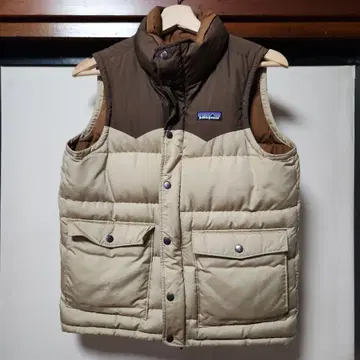 파타고니아 다운 베스트 베이지 브라운 XS 사이즈