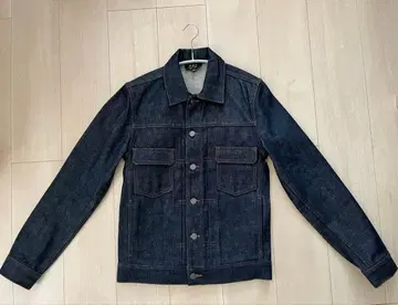 (170cm 착용) A.P.C. 다크 데님 자켓 XXS